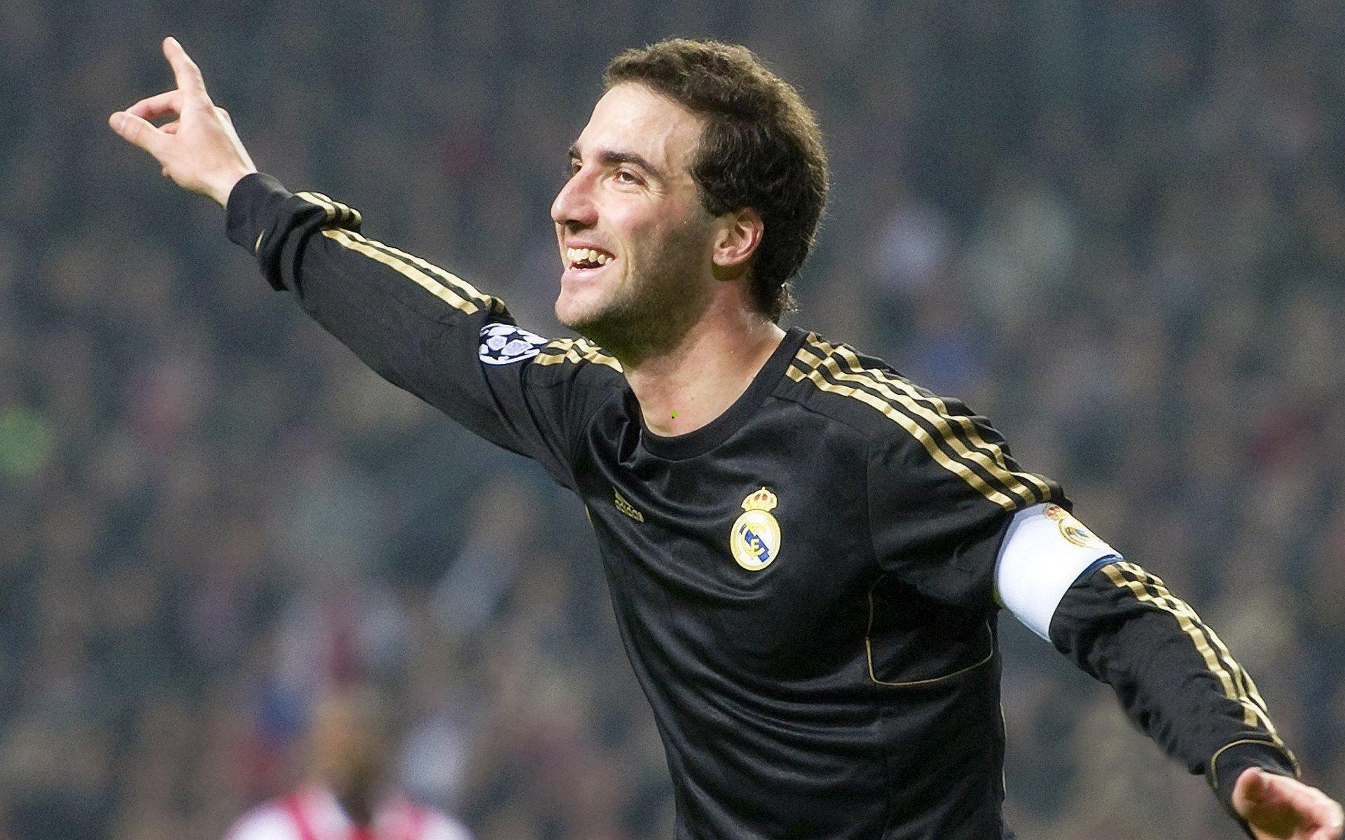 格策赛后直言头球失球令人沮丧 但强调全队防守体系总体稳固