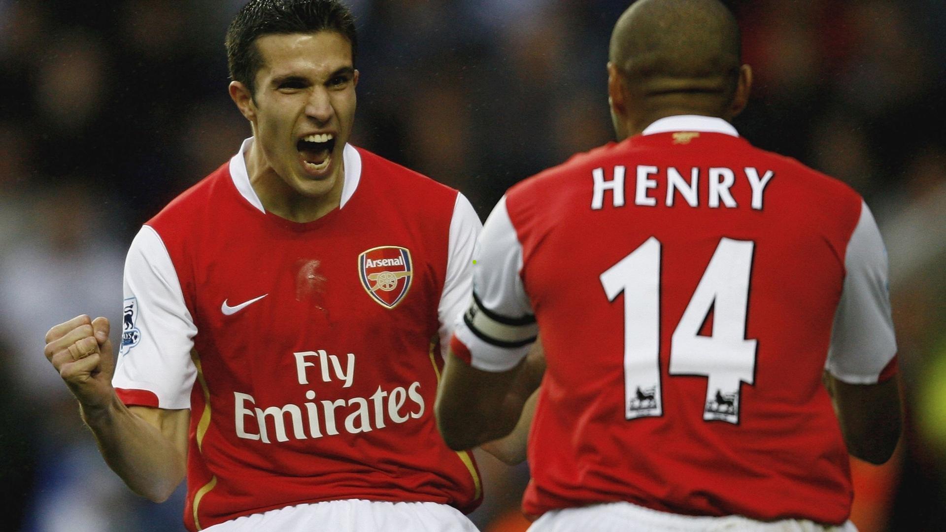 门兴格拉德巴赫主场迎战法兰克福，埃尔维迪与恩格尔哈特首发引领战局，堂安律和克瑙夫锋线激斗